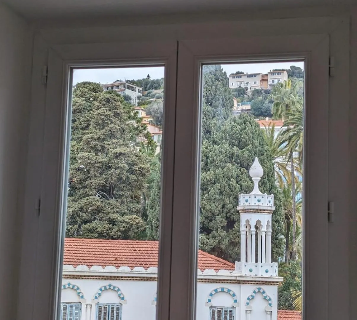 Appartement 2 Pieces , Centre Ville , 100 Metres Des Plages. Menton